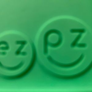 EzPz kids bowl and flower placemat and divided dish